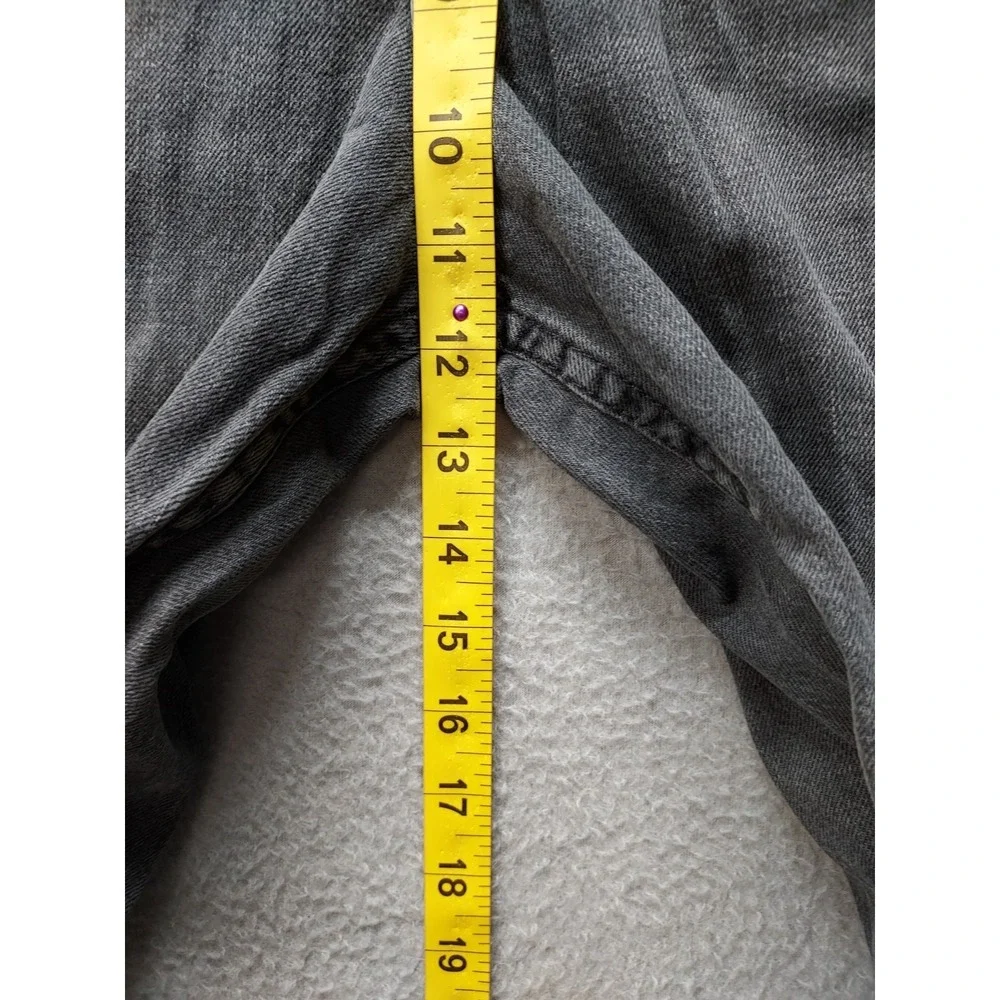 Urban Outfitters Men Jean Short 33 Gray Denim Distressed Bermuda Slim Fit Cozy